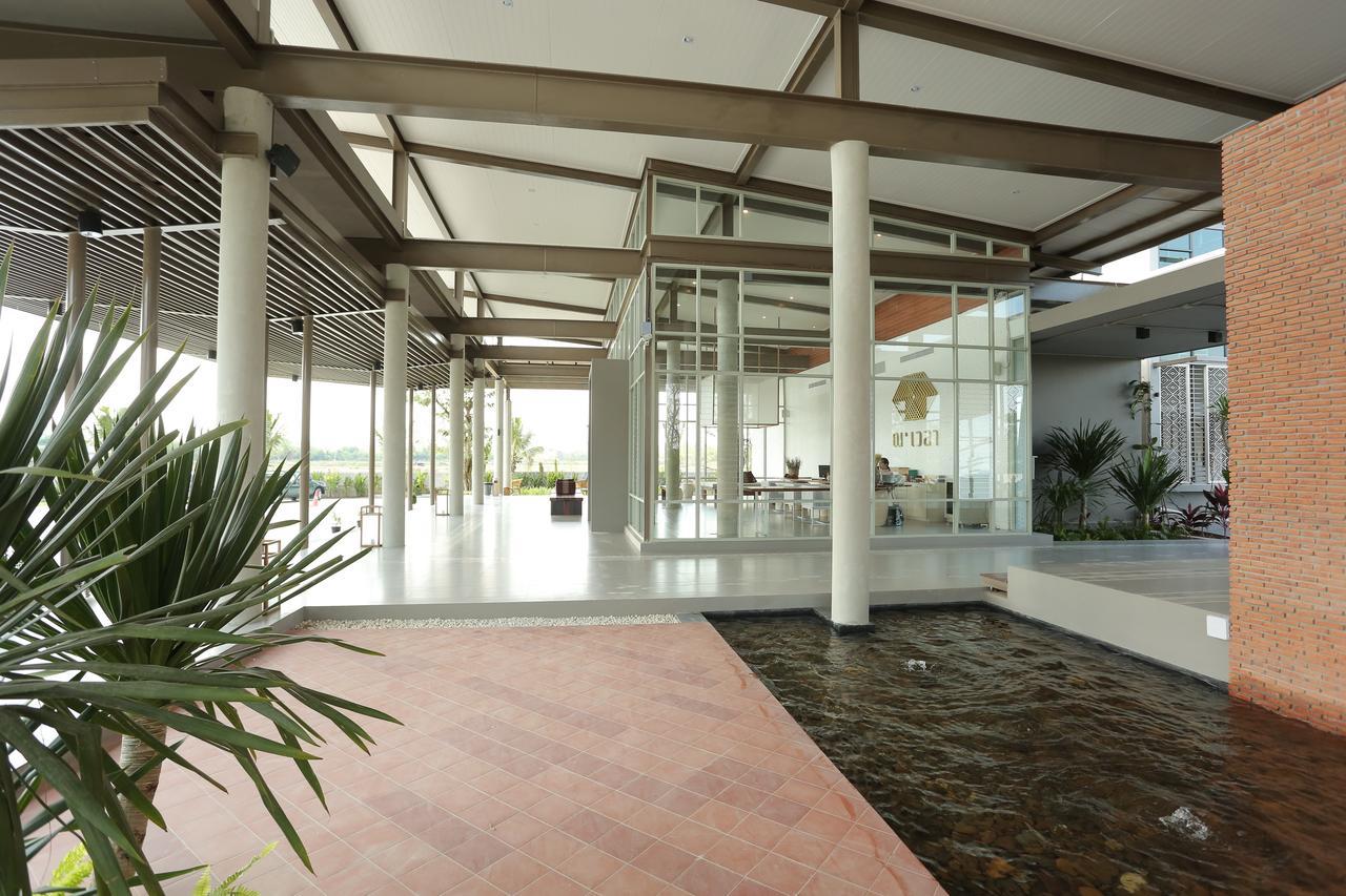 Navela Hotel & Convention Ratchaburi Экстерьер фото