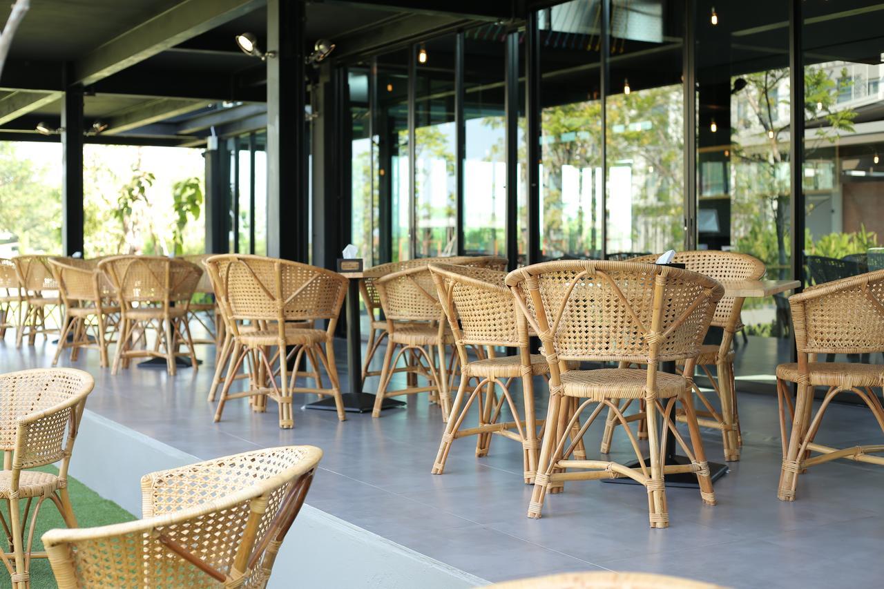 Navela Hotel & Convention Ratchaburi Экстерьер фото