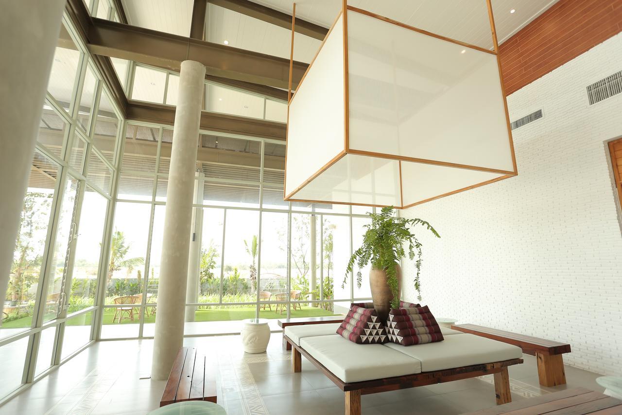 Navela Hotel & Convention Ratchaburi Экстерьер фото